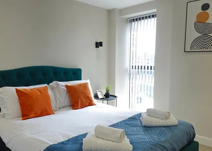 Апартаменти Mpl Luxury City - Free Netflix & Prime - First Direct Arena- Trinity Shopping - Sleeps 3-4